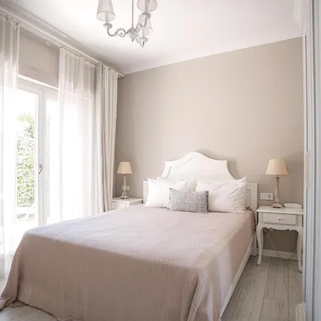 Otel Eritrina