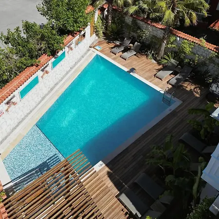 Eritrina Hotel Alaçatı